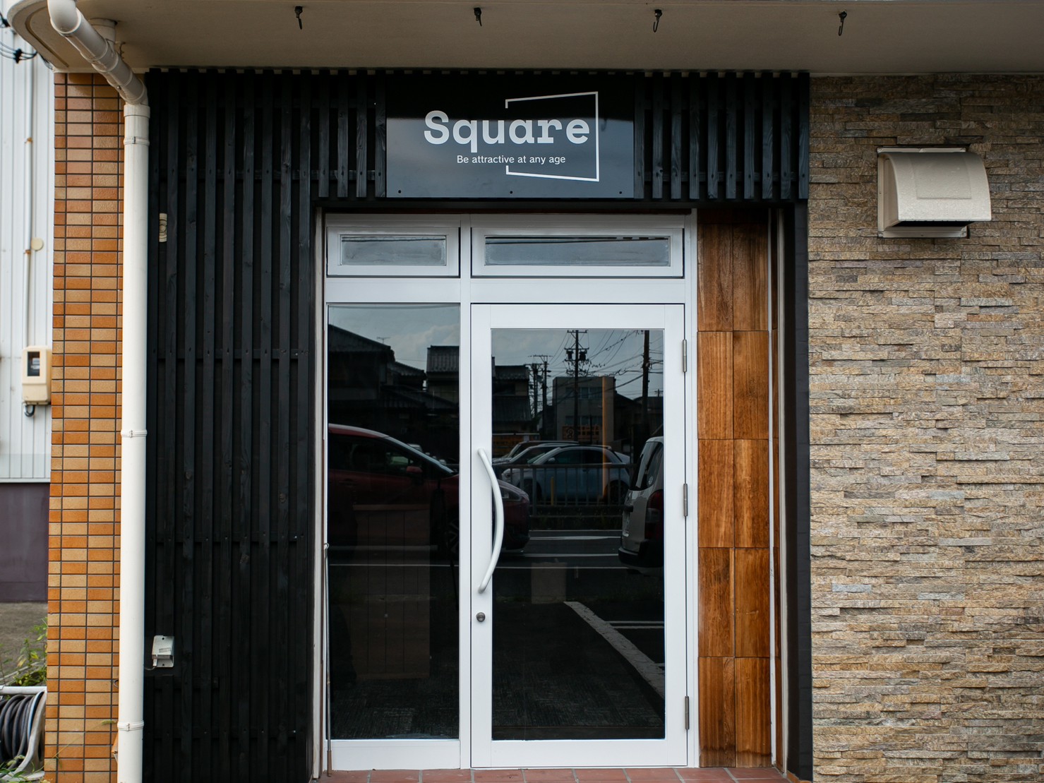 Square外観